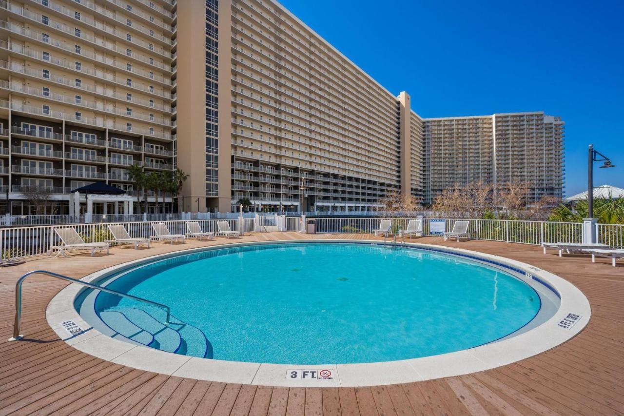 Apartment Laketown Wharf 0109 *