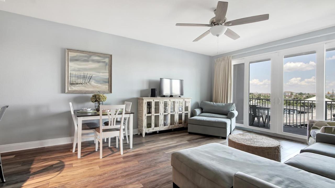 Laketown Wharf 0109 Apartment *